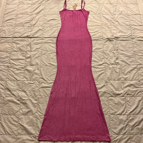 SKIMS Dresses & Skirts - SKIMS SOFT LOUNGE SHIMMER LONG SLIP DRESS